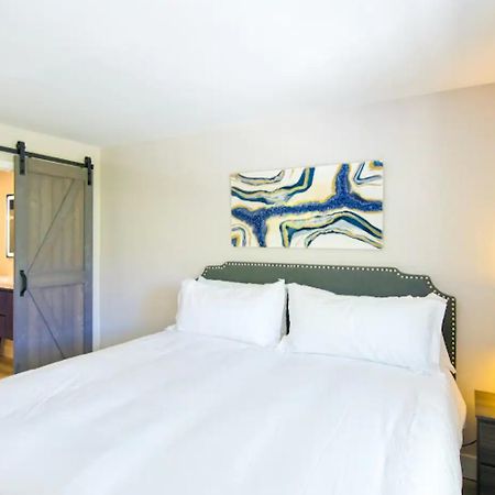 Dog Friendly Condo With Beach Access, Hot Tub, Firepit Уест Палм Бийч Екстериор снимка